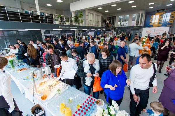 Открытие обновленного дилерского центра «Авто-Ревю» в Ростове